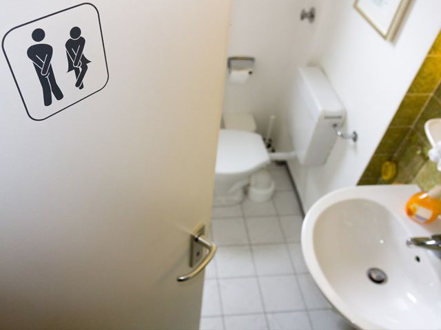 トイレの水周りトラブルの予防と対処法